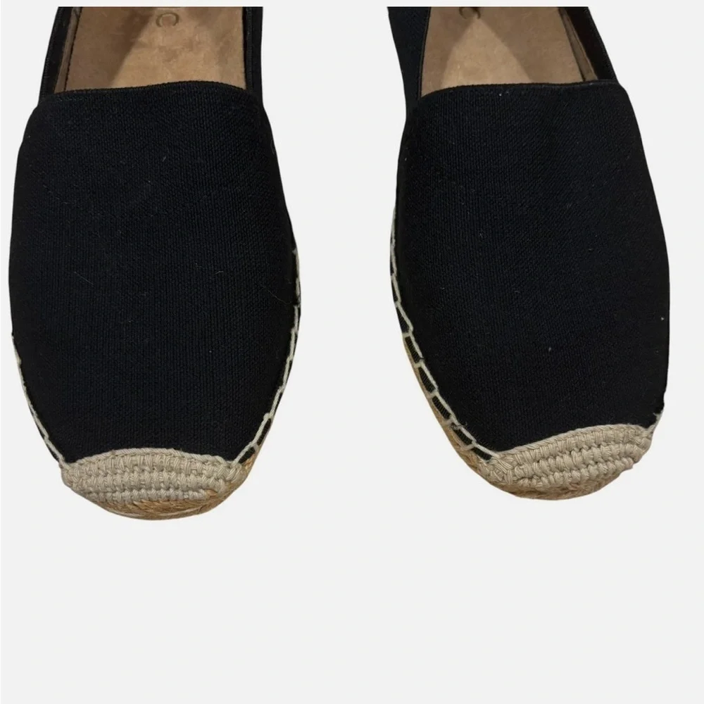 Vionic Valeri Slip On Shoes 7 Black Tan Canvas Espadrilles Flat Loafers